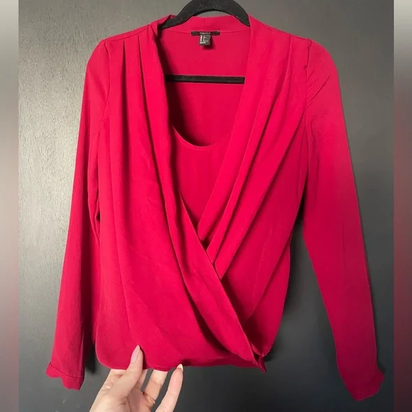 Forever 21 Red Crossover Blouse - Size Small - Picture 4 of 6